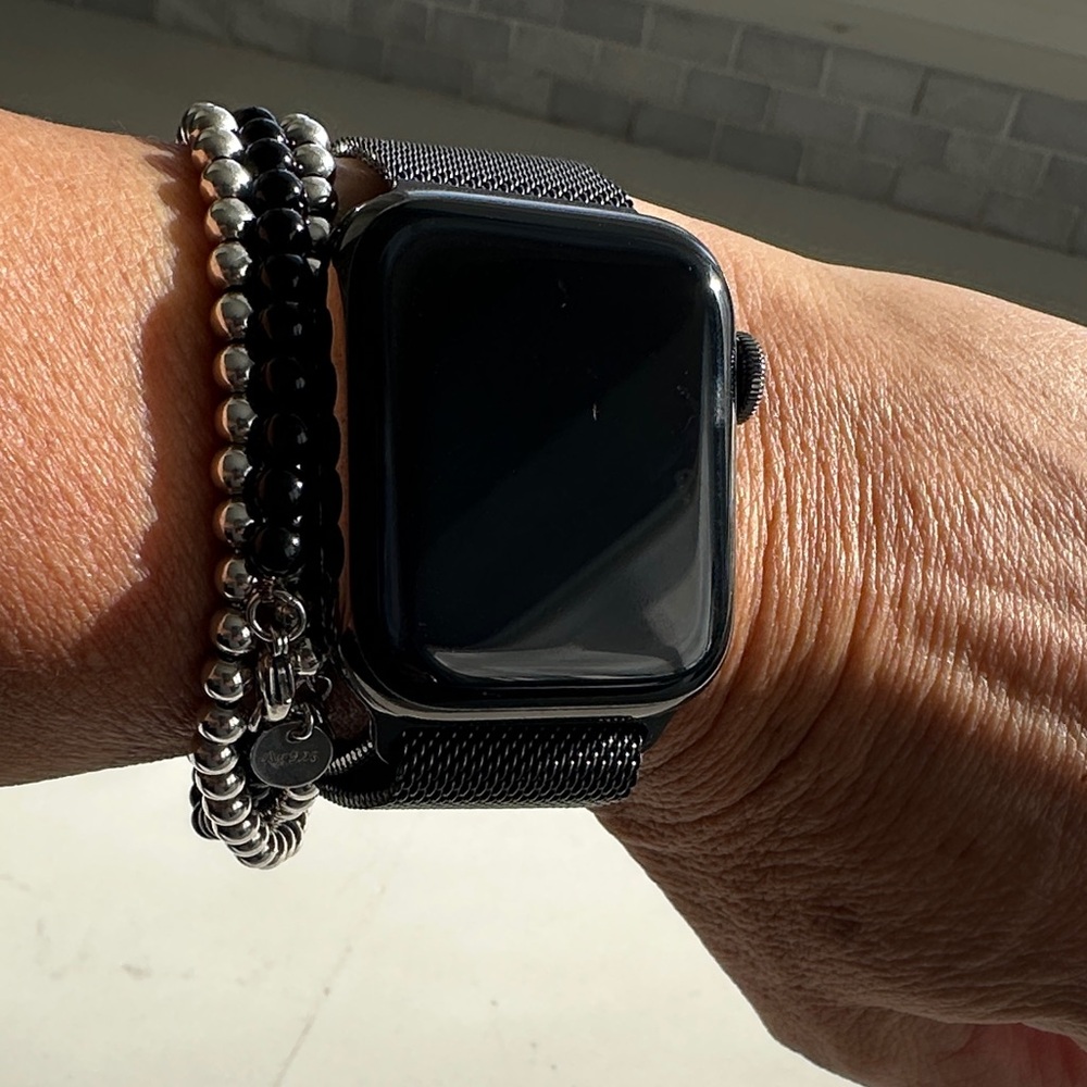 Stainless steel +GPS Apple Smartwatch